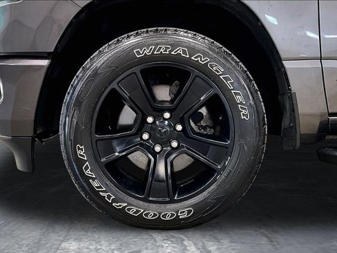 Used 2022 RAM 1500 Big Horn AWD/4WD image 34