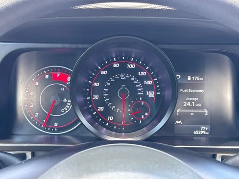 Used 2023 Hyundai Elantra SEL FWD image 32