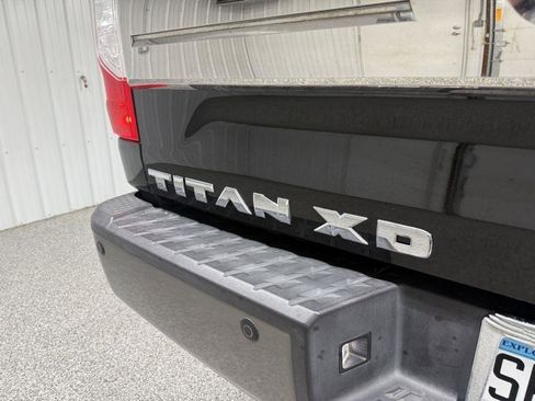 Used 2016 Nissan Titan Platinum Reserve AWD/4WD image 8