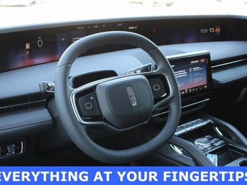 New 2026 Lincoln Nautilus Premier AWD/4WD image 31