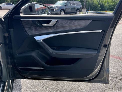 Used 2024 Audi A6 Premium Plus image 23