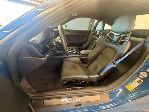 Certified 2025 Porsche 911 Carrera T RWD image 7