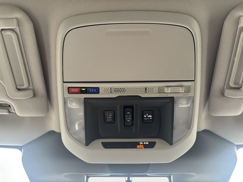 Used 2023 Subaru Forester Touring w/ Popular Package #2 AWD/4WD image 38