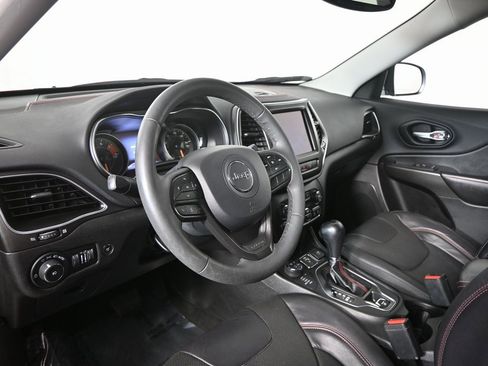 Used 2021 Jeep Cherokee Trailhawk w/ Premium Leather Package image 23