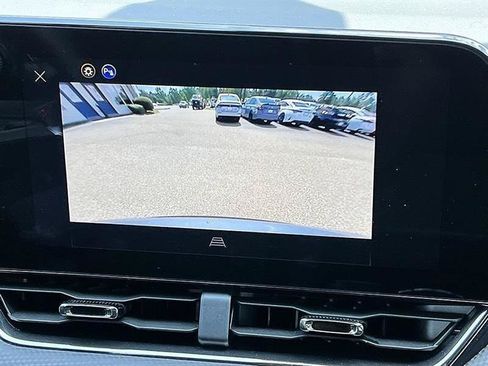 Used 2026 Chevrolet Equinox RS FWD image 33