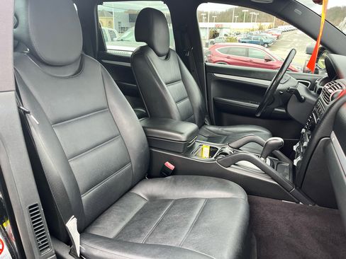 Used 2009 Porsche Cayenne image 19