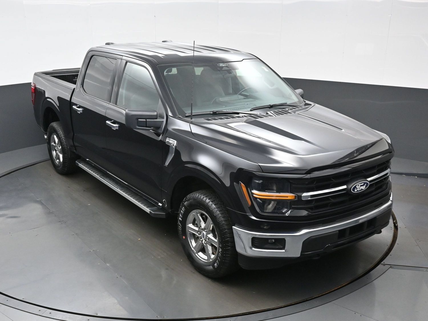 Used 2025 Ford F150 XLT w/ Equipment Group 301A Standard AWD/4WD image 38