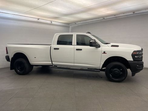 New 2026 RAM 3500 Tradesman AWD/4WD image 2