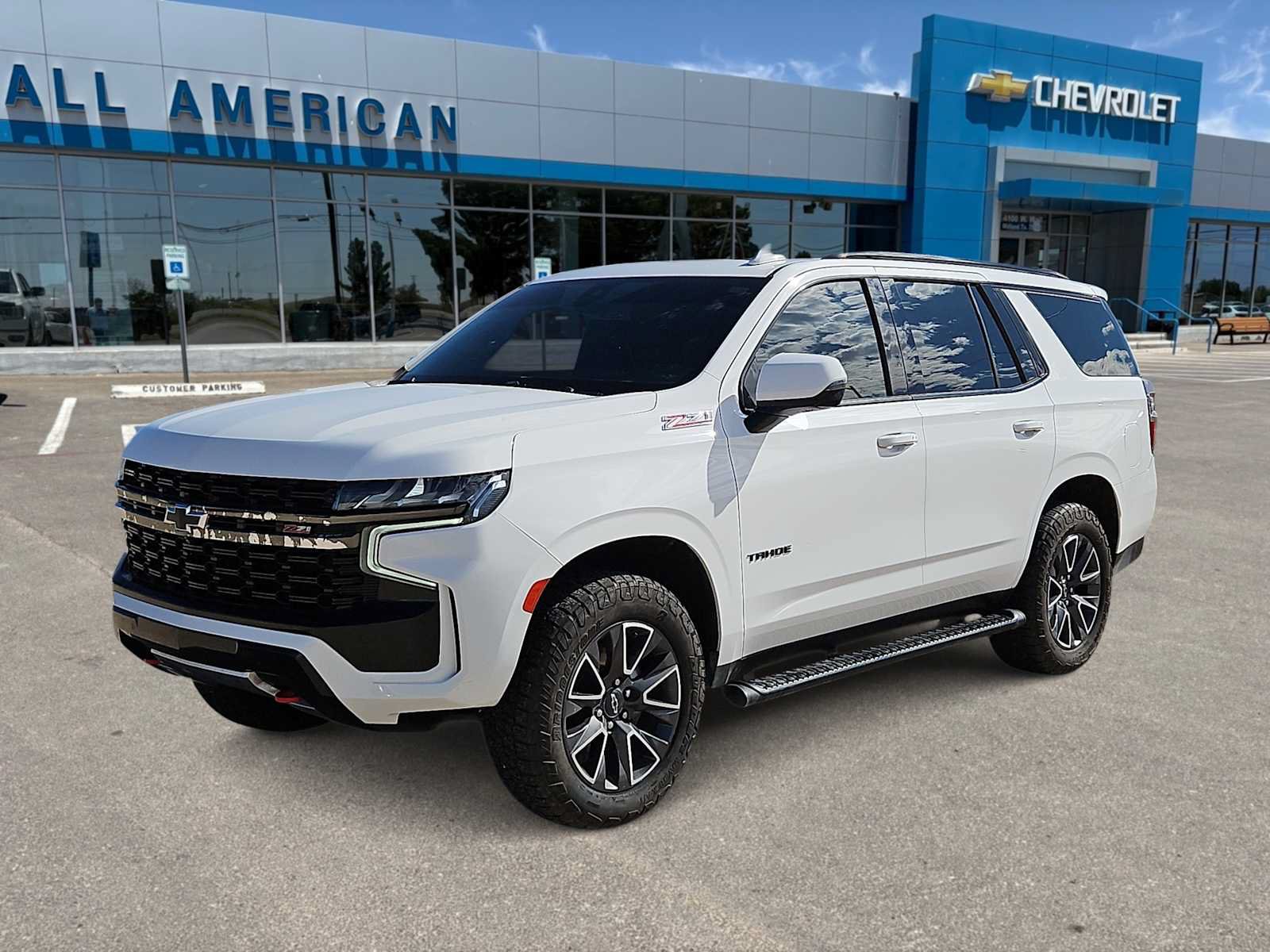 Used 2021 Chevrolet Tahoe Z71 w/ Z71 Off-Road Package AWD/4WD image 1