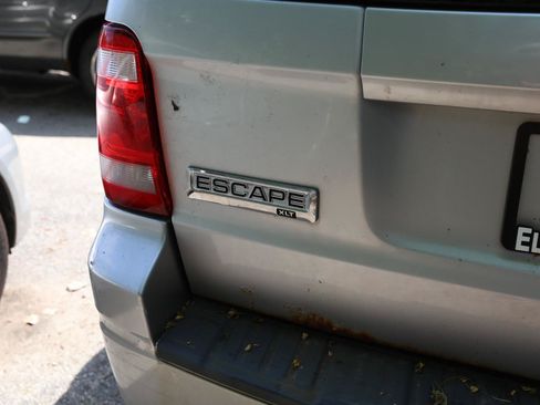 Used 2011 Ford Escape XLT FWD image 8