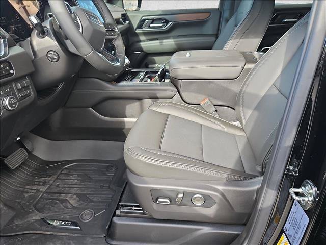 New 2026 GMC Yukon Denali w/ Denali Reserve Package AWD/4WD image 4