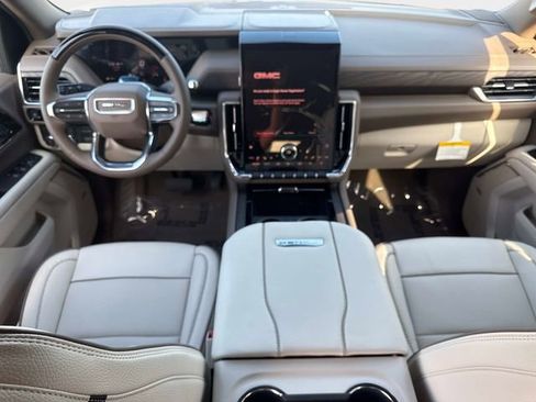 New 2026 GMC Yukon XL Denali w/ Denali Reserve Package RWD image 19