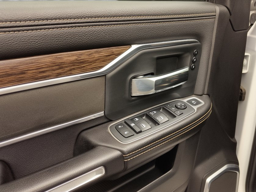 Used 2019 RAM 2500 Laramie AWD/4WD image 15