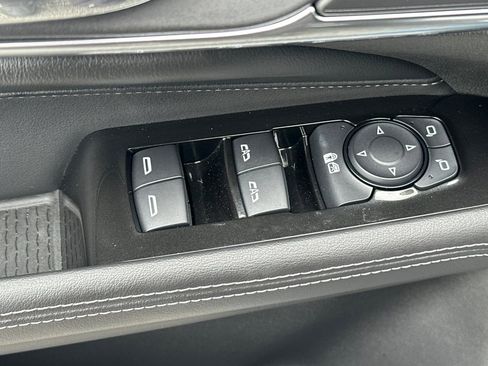 Used 2023 Cadillac CT4 Luxury w/ Cold Weather Package RWD image 11