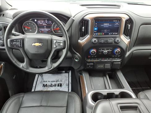 Used 2019 Chevrolet Silverado 1500 High Country image 9