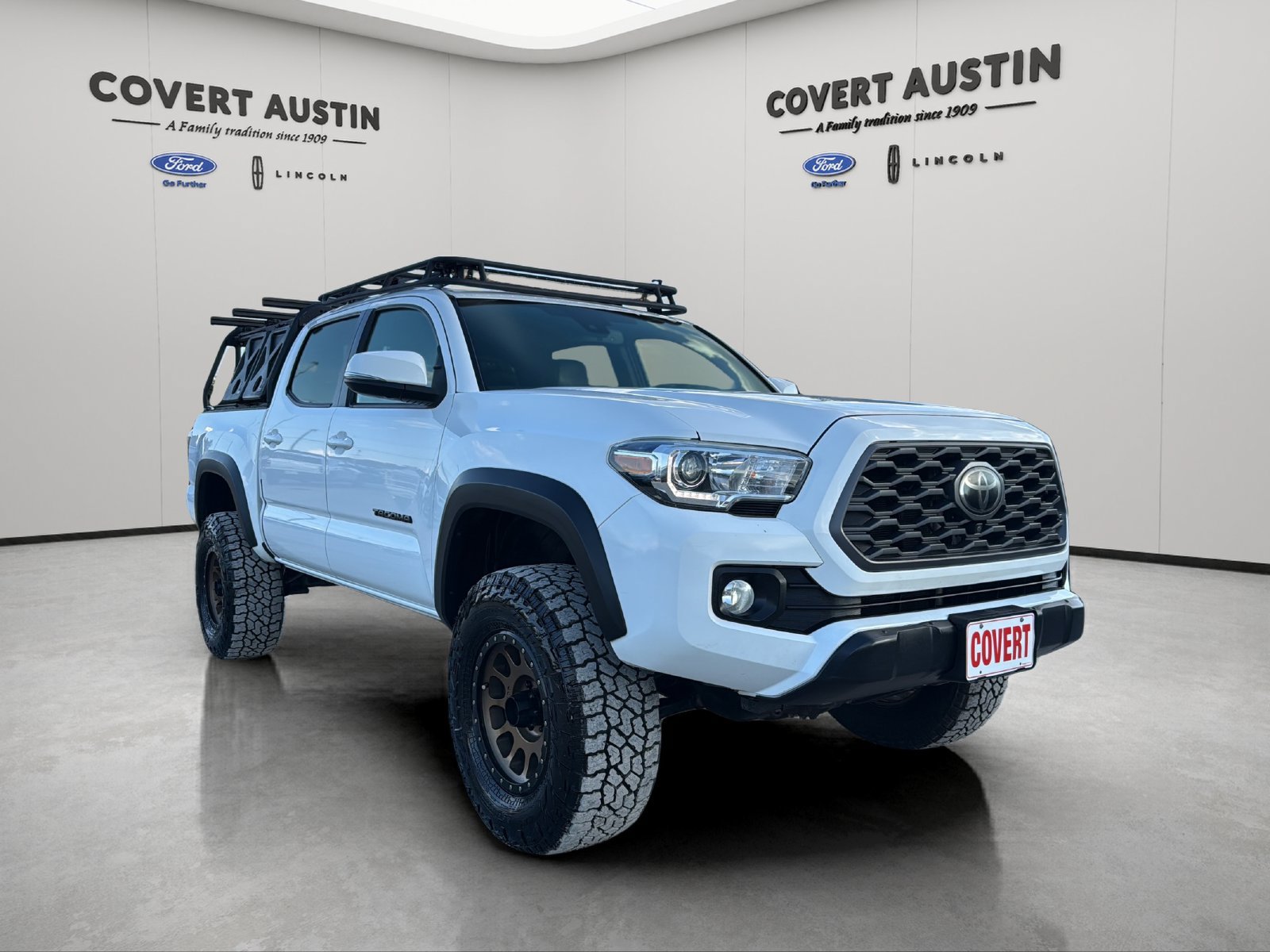 Used 2020 Toyota Tacoma TRD Off-Road w/ TRD Premium Off Road Package AWD/4WD image 7