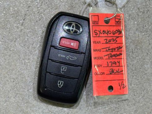 Used 2025 Toyota Tundra 1794 Edition AWD/4WD image 33