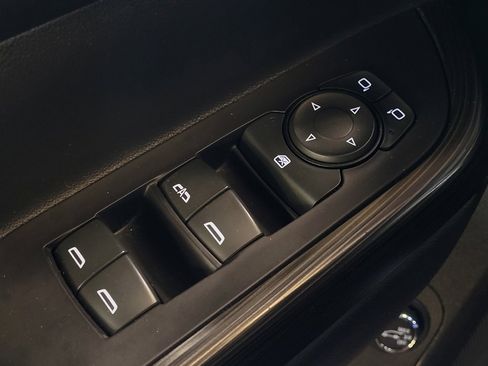 Used 2019 GMC Acadia SLT w/ Black Edition FWD image 27