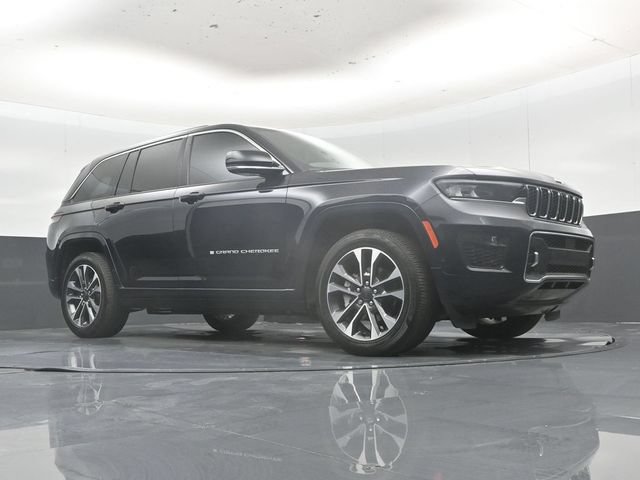 Used 2024 Jeep Grand Cherokee Overland w/ Adv Protech Group III AWD/4WD image 45