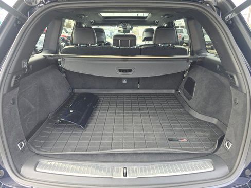 Used 2023 Jeep Grand Cherokee Overland w/ Advanced Protech Group III image 18