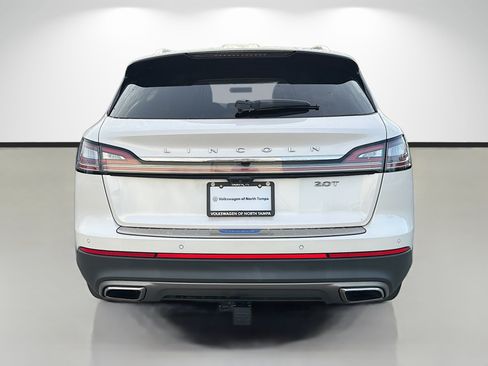 Used 2019 Lincoln Nautilus Select FWD image 4