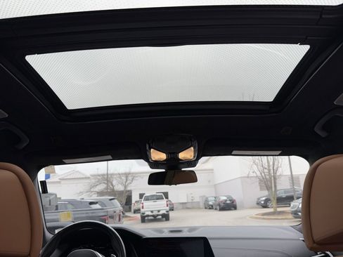 Used 2021 BMW X7 M50i image 58