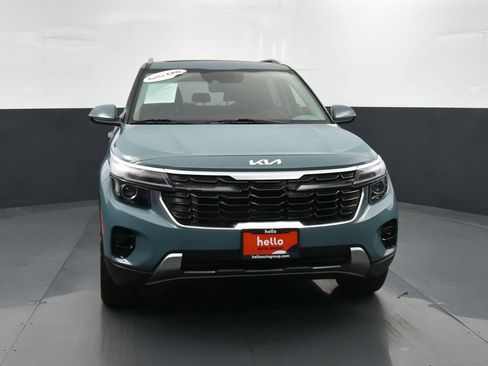 Certified 2025 Kia Seltos EX w/ EX Sunroof Package image 4