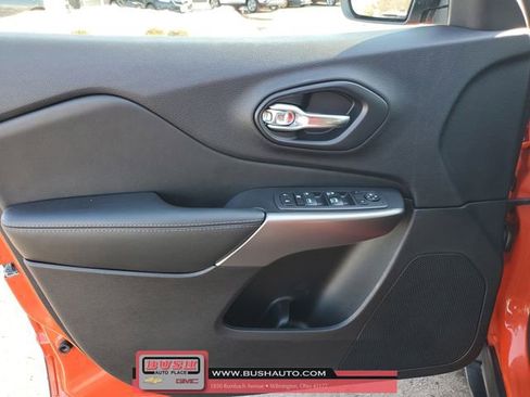 Used 2021 Jeep Cherokee Latitude Lux w/ Sun & Sound Group image 20