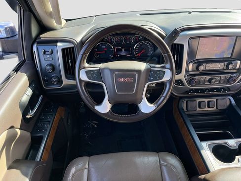 Used 2015 GMC Sierra 2500 SLT w/ Duramax Plus Package AWD/4WD image 24