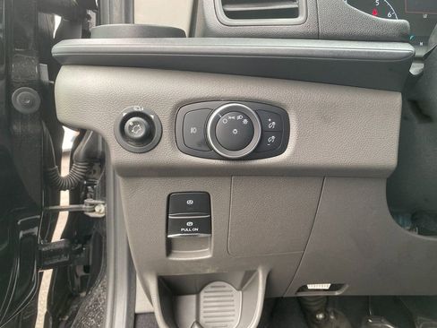 Used 2023 Ford Transit 350 XLT RWD image 14