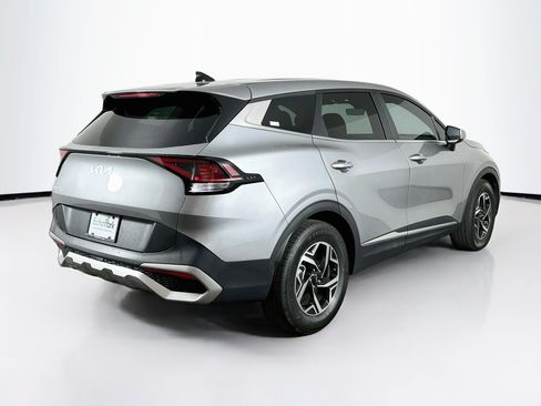 Used 2023 Kia Sportage LX FWD image 9