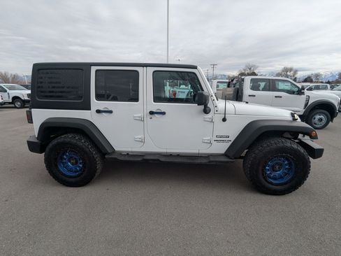 Used 2017 Jeep Wrangler Unlimited Sport w/ Quick Order Package 24S image 2