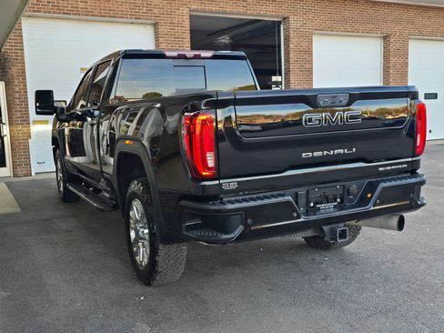 Used 2020 GMC Sierra 2500 Denali w/ Denali Ultimate Package image 10