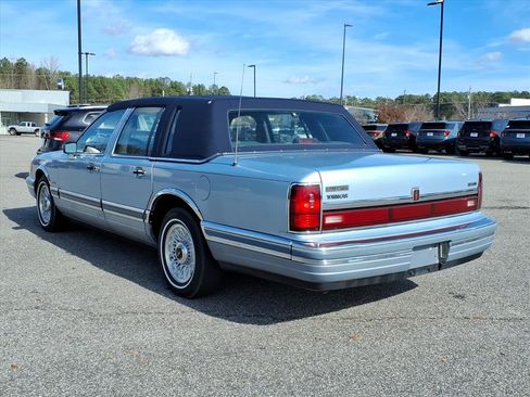 Used 1990 Lincoln Town Car Cartier image 21