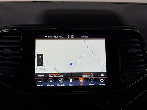 Used 2020 Jeep Grand Cherokee Limited AWD/4WD image 32