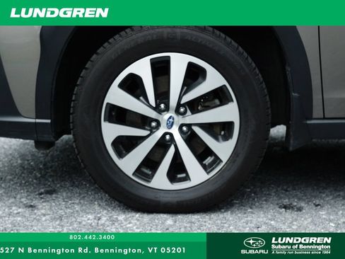 Used 2024 Subaru Outback Premium AWD/4WD image 36