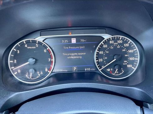 Used 2023 Nissan Altima 2.0 SR image 16