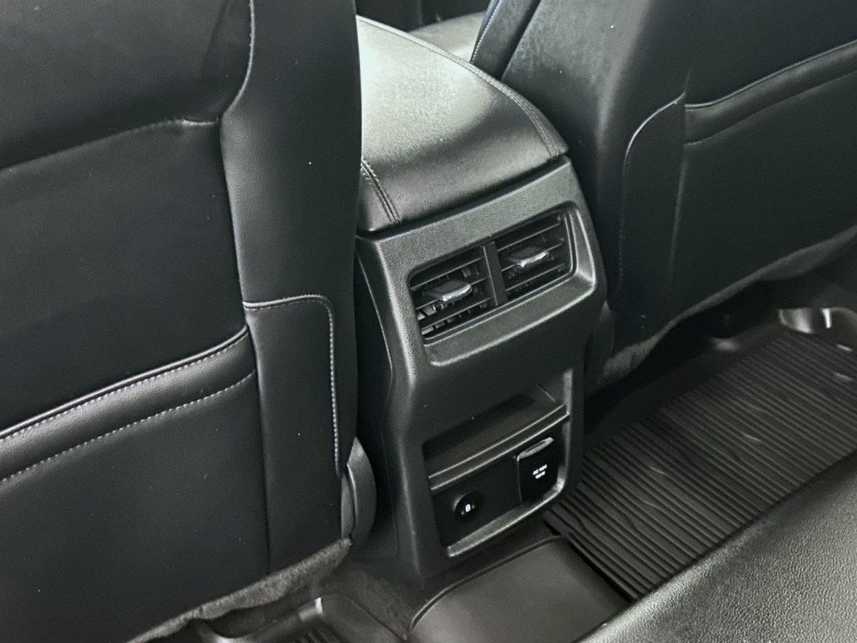 Used 2024 Ford Edge SEL w/ Convenience Package AWD/4WD image 21