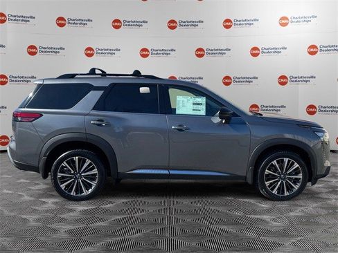 New 2026 Nissan Pathfinder Platinum image 6