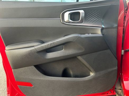 Used 2023 Kia Sorento EX w/ Panoramic Sunroof Package image 22