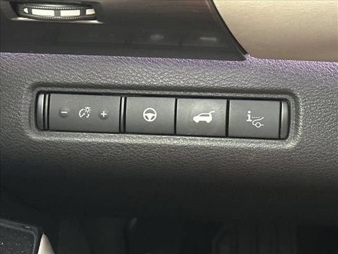 Used 2022 Nissan Pathfinder Platinum w/ Cargo Package FWD image 25