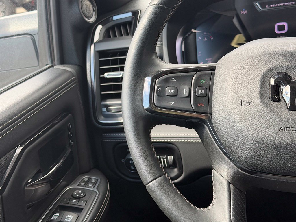 Used 2024 RAM 2500 Limited AWD/4WD image 11
