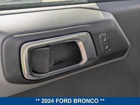 Certified 2024 Ford Bronco Everglades image 11