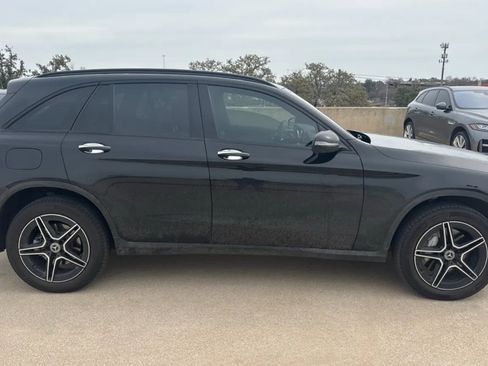 Used 2020 Mercedes-Benz GLC 300 image 2