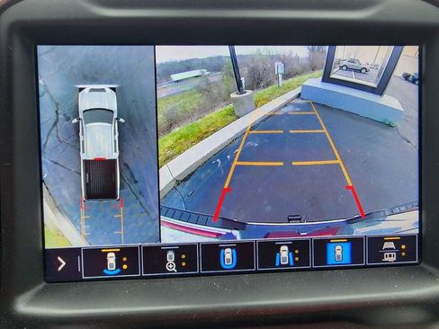 Used 2021 GMC Sierra 2500 SLT w/ SLT Preferred Package image 26