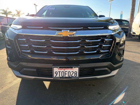 Used 2025 Chevrolet Equinox LT image 41