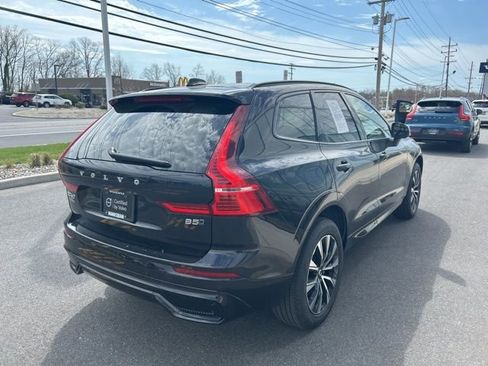 Certified 2025 Volvo XC60 B5 Plus image 5