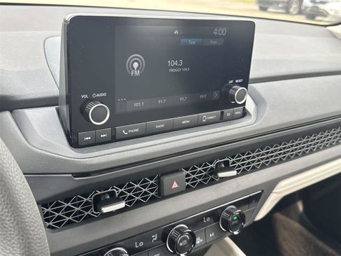 Used 2024 Honda Accord EX image 22
