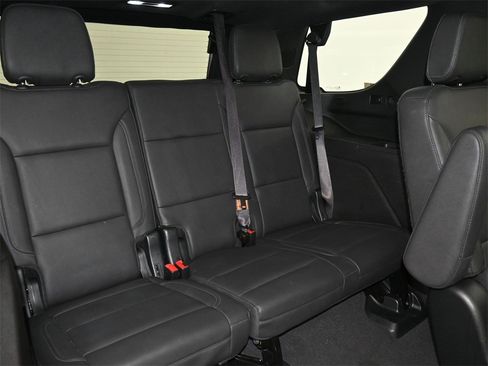 Used 2023 Chevrolet Tahoe LT w/ LT Signature Package image 12