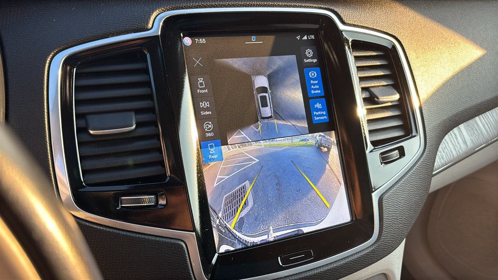 Certified 2024 Volvo XC90 T8 Plus w/ Protection Package Premier AWD/4WD image 20